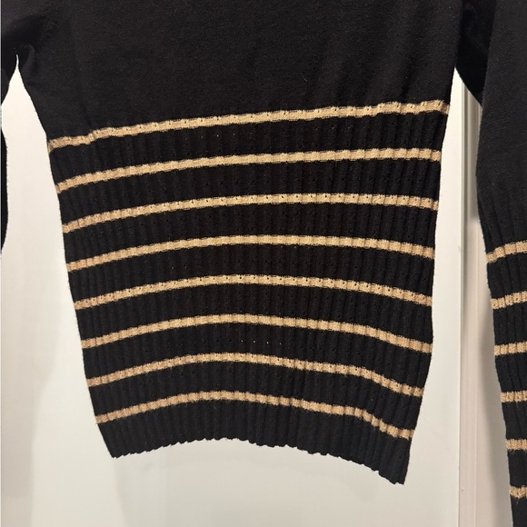 Caslon Striped Knit Sweater Black Cream | V-Neck Long Sleeve | MP - Picture 4 of 13